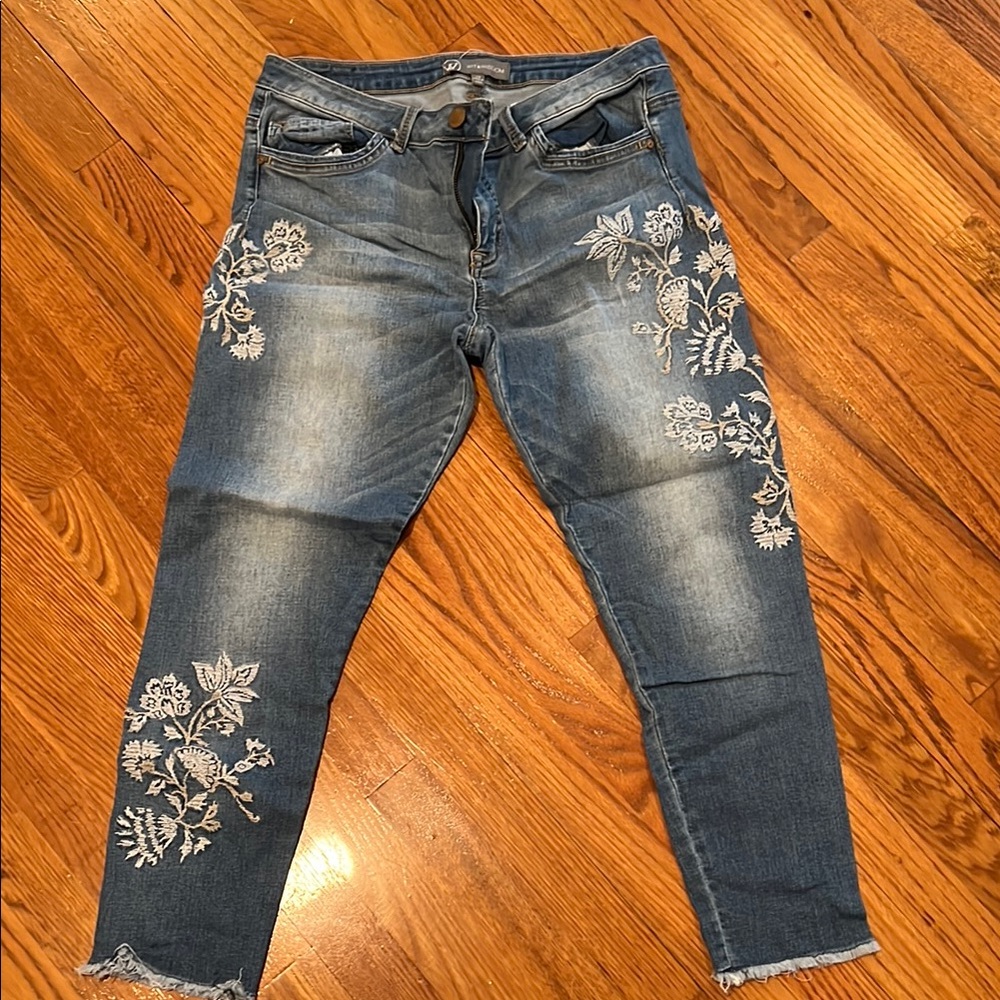 Wit and Wisdom Embroidered Blue Jeans
